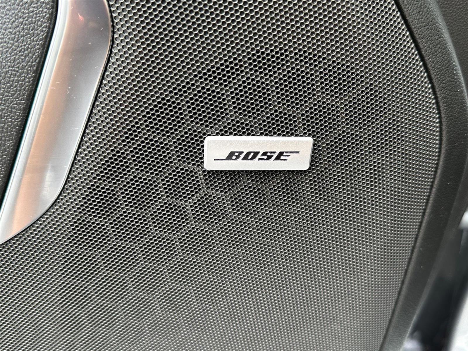 Used 2024 Chevrolet Tahoe Z71 w/ Luxury Package image 22