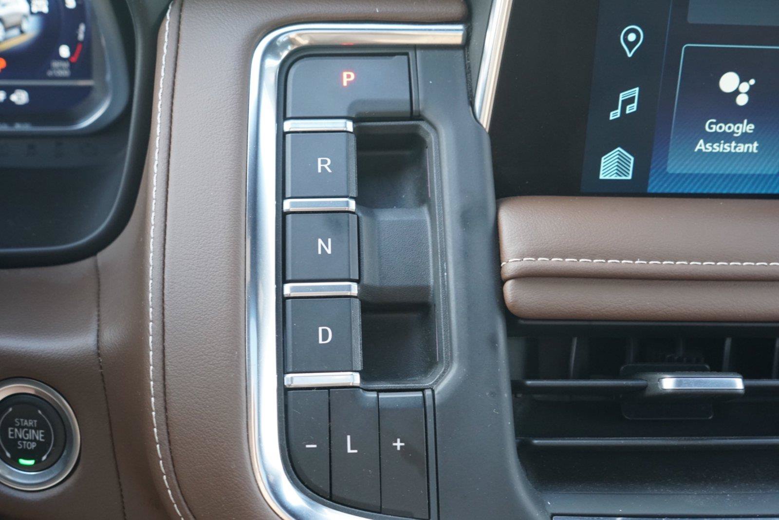 Used 2023 Chevrolet Tahoe High Country AWD/4WD image 14