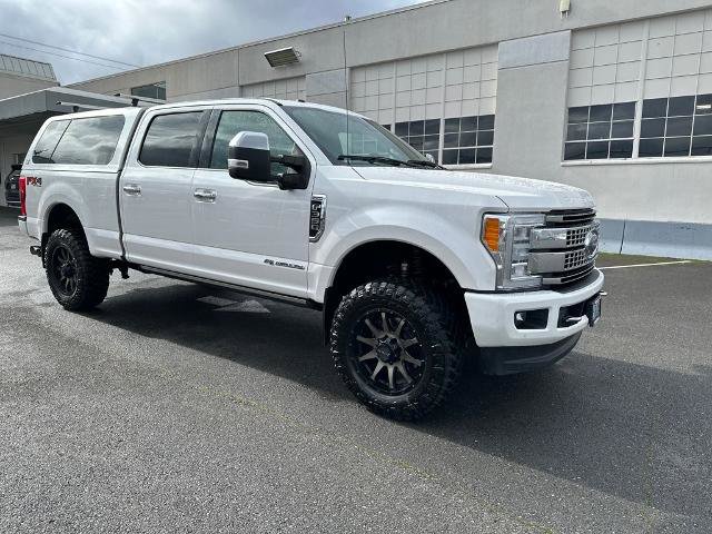 Certified 2017 Ford F350 Platinum w/ Platinum Ultimate Package image 9