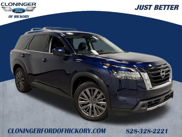 Used 2023 Nissan Pathfinder SL w/ SL Premium Package image 1