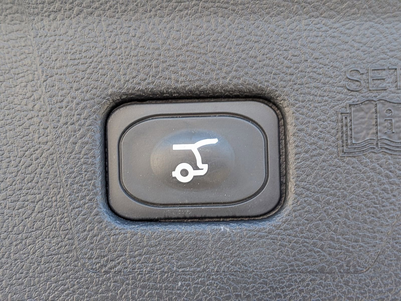 Certified 2024 Ford Edge ST-Line image 16