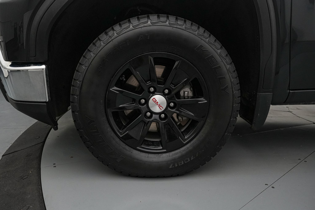 Used 2024 GMC Sierra 1500 SLE AWD/4WD image 11