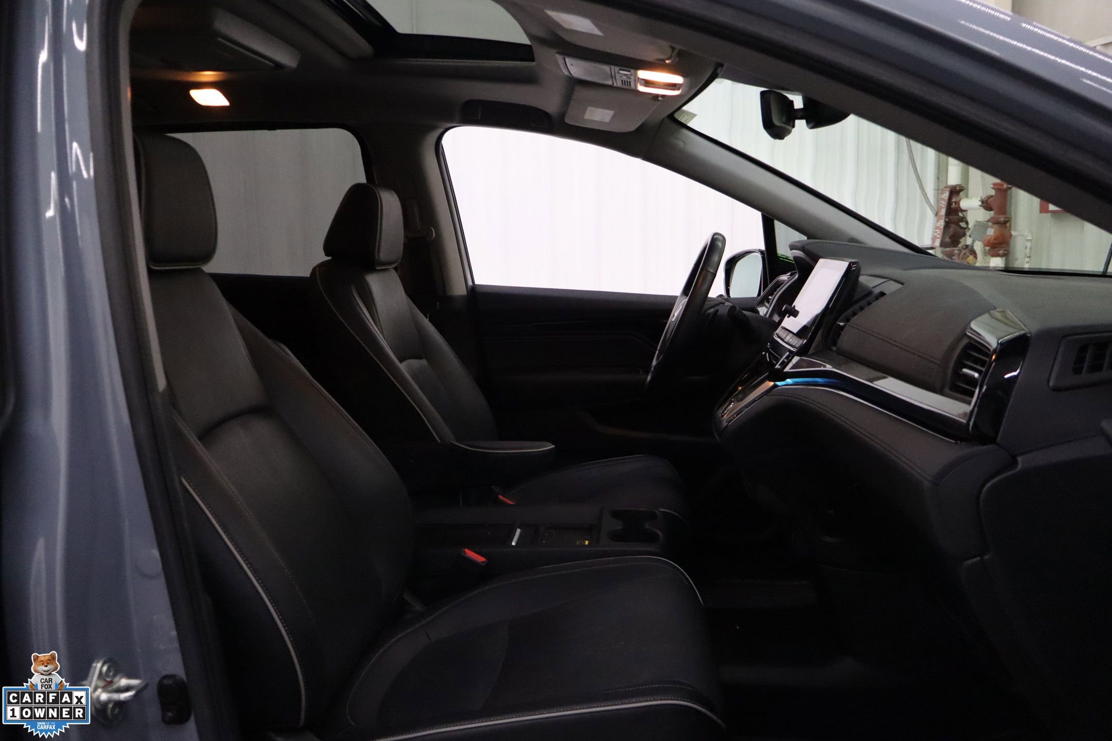 Used 2024 Honda Odyssey Elite image 32