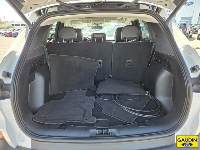 Certified 2025 Ford Escape SE w/ PHEV Premium Package FWD image 14