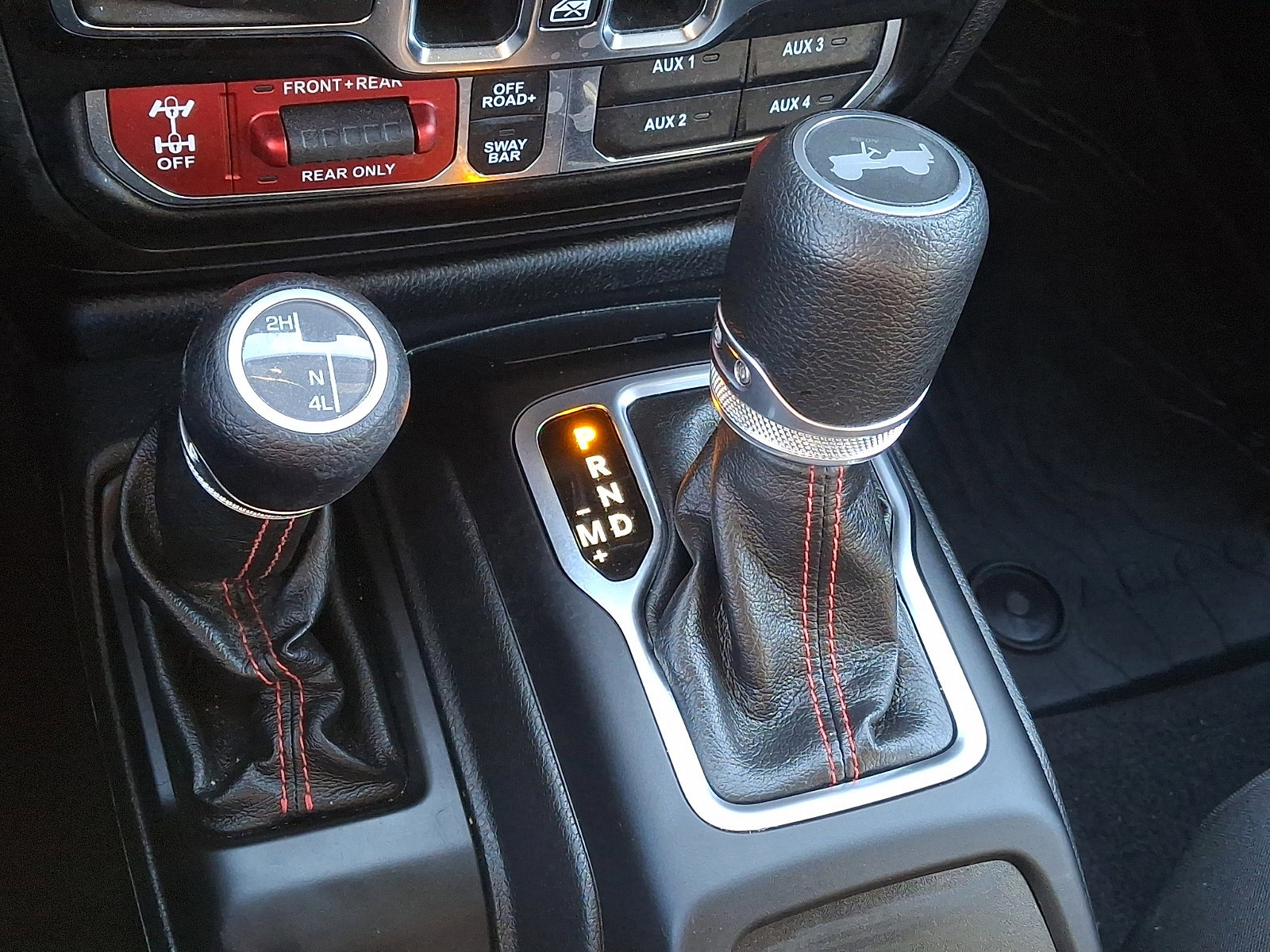 Used 2022 Jeep Wrangler Unlimited Rubicon w/ Steel Bumper Group image 22