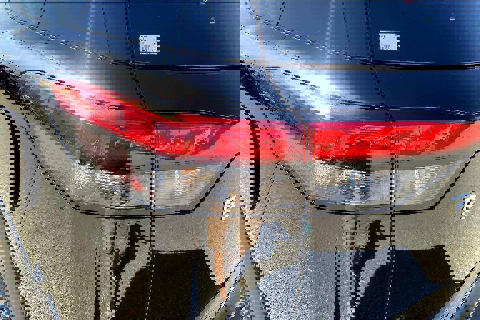 Used 2025 Nissan Pathfinder SV image 26