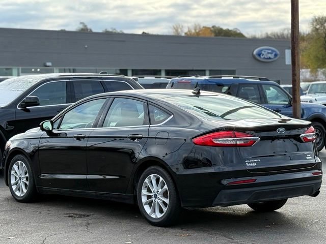 Certified 2020 Ford Fusion SE image 6