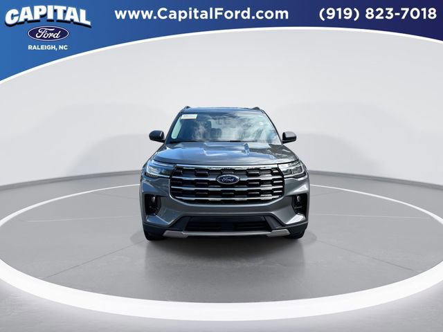 Certified 2025 Ford Explorer Active w/ Active Comfort Package AWD/4WD image 9