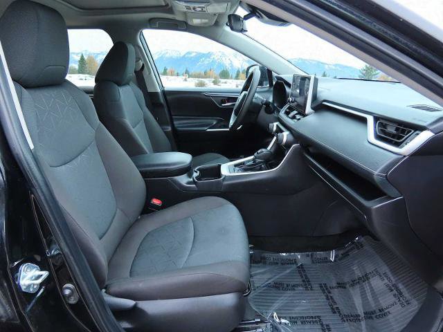 Used 2024 Toyota RAV4 XLE image 21