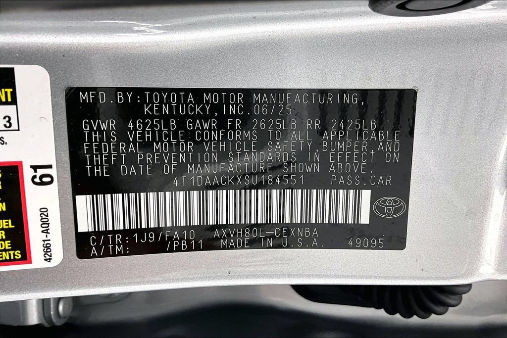 Used 2025 Toyota Camry LE w/ Convenience Package FWD image 34