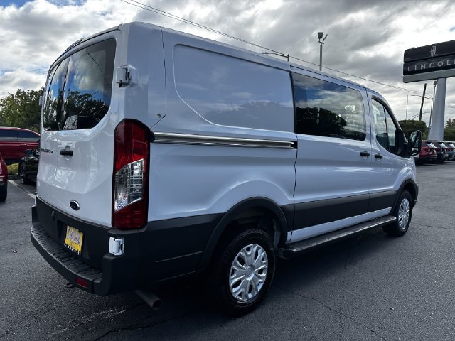 Certified 2025 Ford Transit 250 Low Roof w/ Exterior Upgrade Package RWD image 5