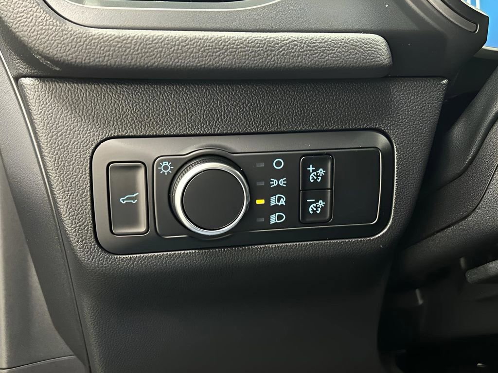 Certified 2024 Ford Escape Active w/ Cold Weather Package image 29