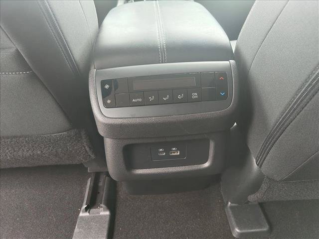 Used 2024 Nissan Pathfinder SV w/ Black Appearance Package AWD/4WD image 19