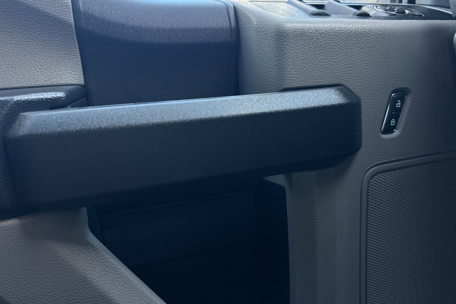 Certified 2022 Ford F250 XL w/ Power Equipment Group image 10