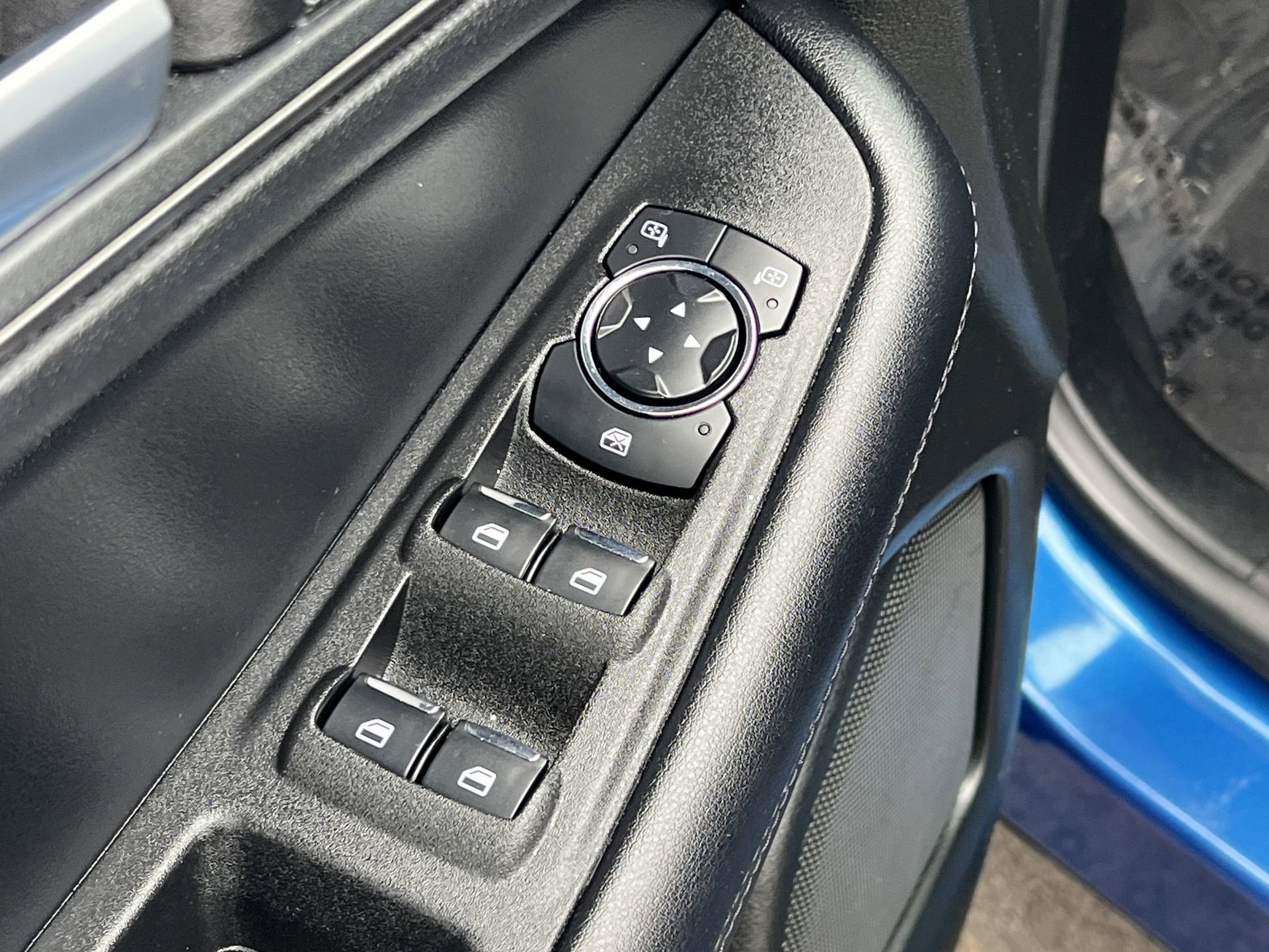 Certified 2023 Ford Edge SE w/ Black Appearance Package image 22