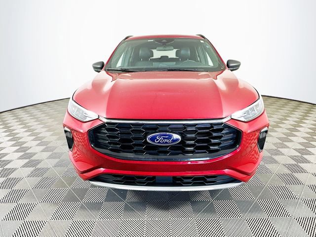 Certified 2023 Ford Escape ST-Line w/ Tech Pack #1 AWD/4WD image 5