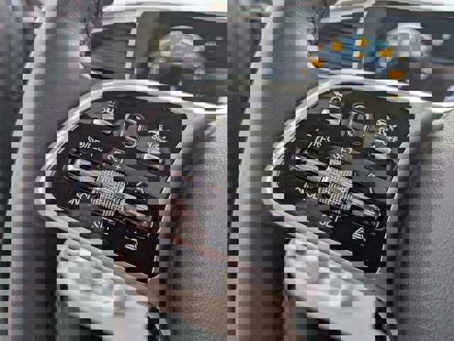 Used 2022 Mercedes-Benz GLE 350 BASE 4MATIC image 16