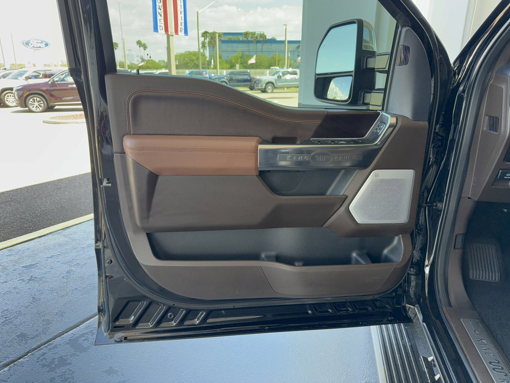 Certified 2025 Ford F150 King Ranch image 9