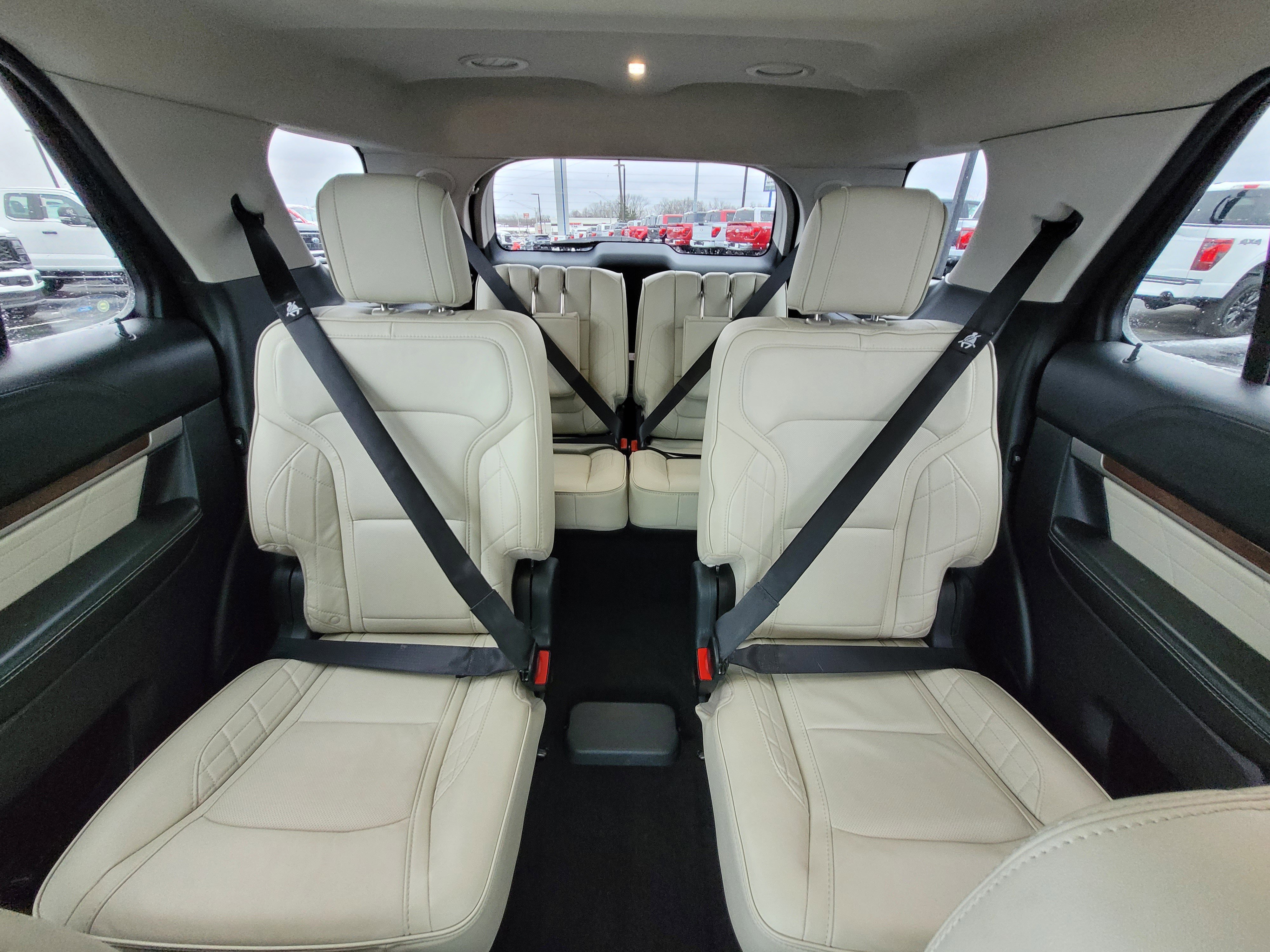 Certified 2019 Ford Explorer Platinum image 19