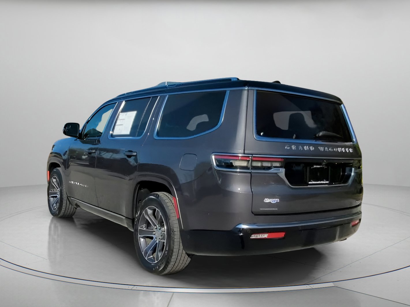 Used 2022 Jeep Grand Wagoneer Series I image 13