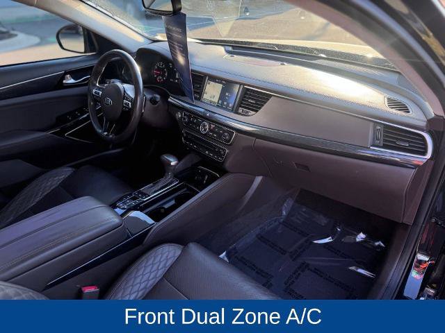 Used 2018 Kia Cadenza Limited image 22