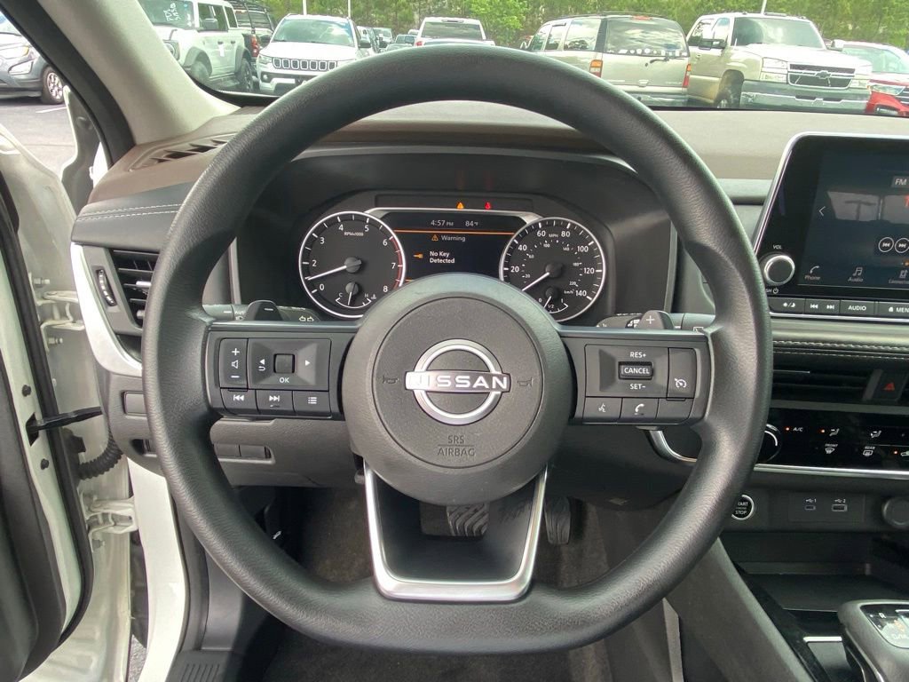 Used 2023 Nissan Rogue S FWD image 13