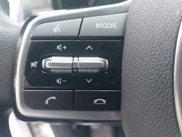 Used 2021 Kia Sorento LX image 17