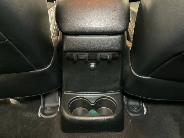 Used 2018 Jeep Wrangler Unlimited Sahara w/ Connectivity Group image 17