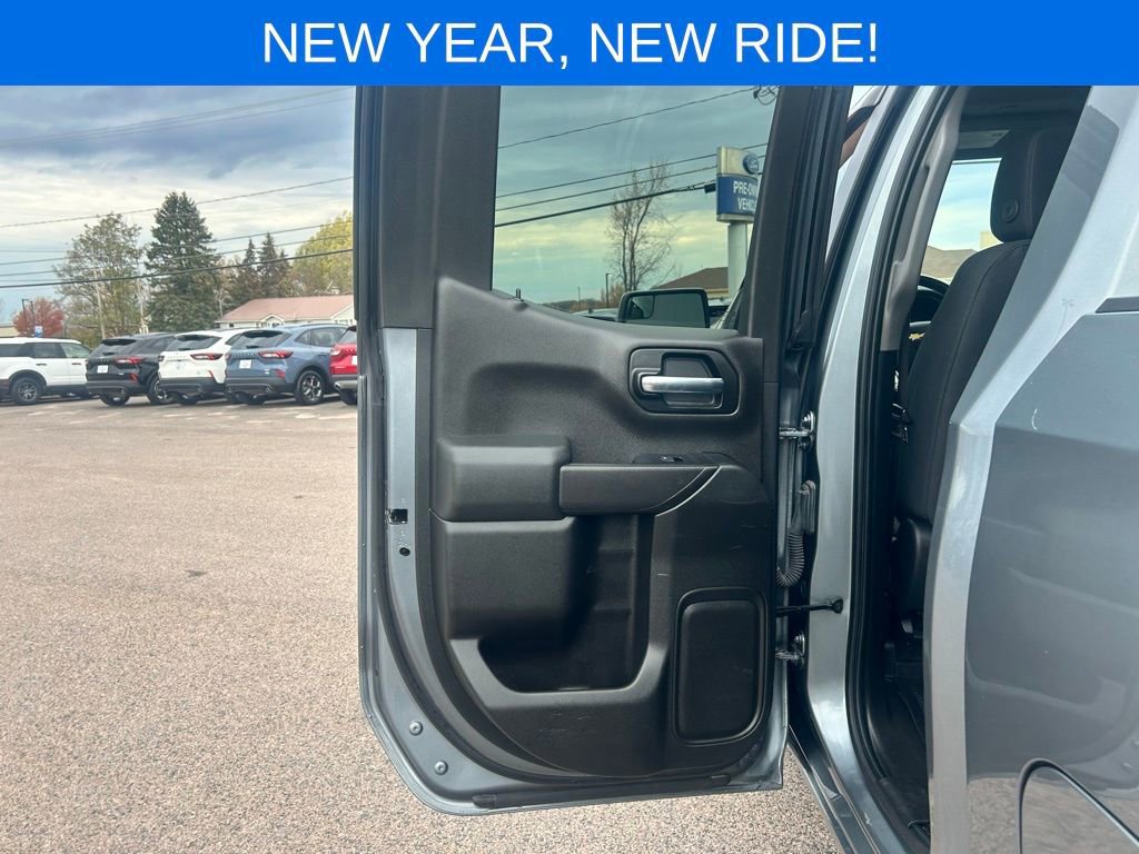 Used 2019 Chevrolet Silverado 1500 LT w/ All-Star Edition image 18