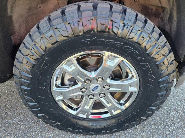 Certified 2022 Ford F150 XLT w/ Equipment Group 302A High image 9