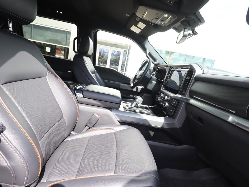 Certified 2025 Ford F150 Lariat w/ Equipment Group 502A High image 16