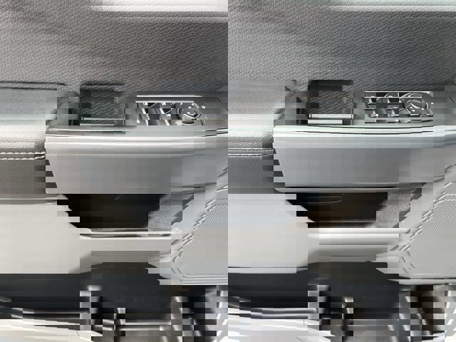 Certified 2023 Ford F150 XLT image 4