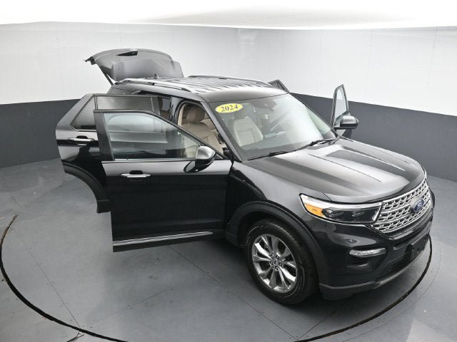 Certified 2024 Ford Explorer Limited AWD/4WD image 35