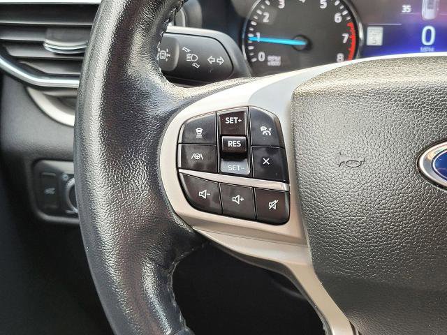Certified 2022 Ford Explorer XLT w/ Equipment Group 202A image 25