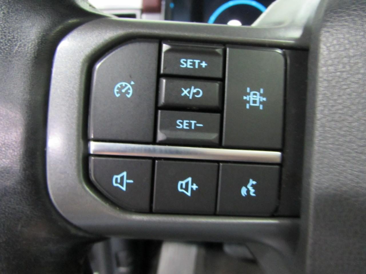 Certified 2021 Ford F150 Lariat AWD/4WD image 25