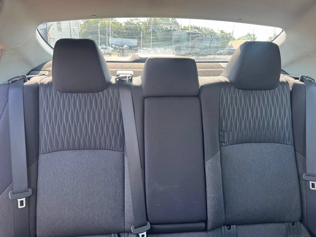 Used 2025 Toyota Camry LE FWD image 9