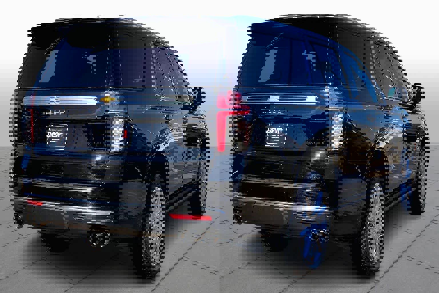 Used 2021 Chevrolet Tahoe High Country image 3