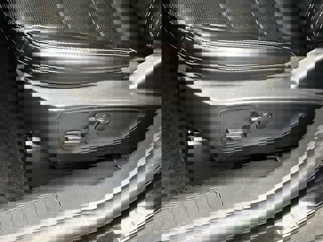 Certified 2024 Ford Escape Platinum image 18