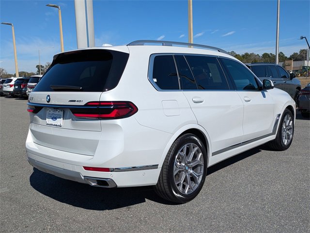 Used 2023 BMW X7 xDrive40i w/ Premium Package image 5