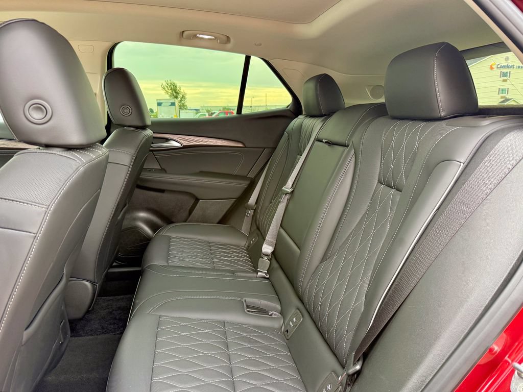 Used 2023 Buick Envision Avenir AWD/4WD image 12