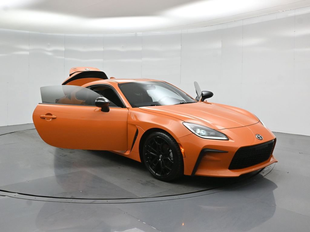 Used 2023 Toyota GR86 10th Anniversary SE RWD image 30