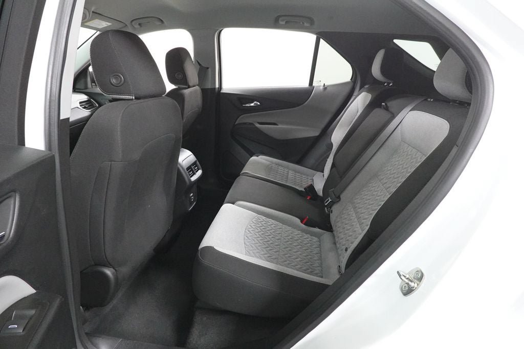 Used 2022 Chevrolet Equinox LS w/ LS Convenience Package AWD/4WD image 27