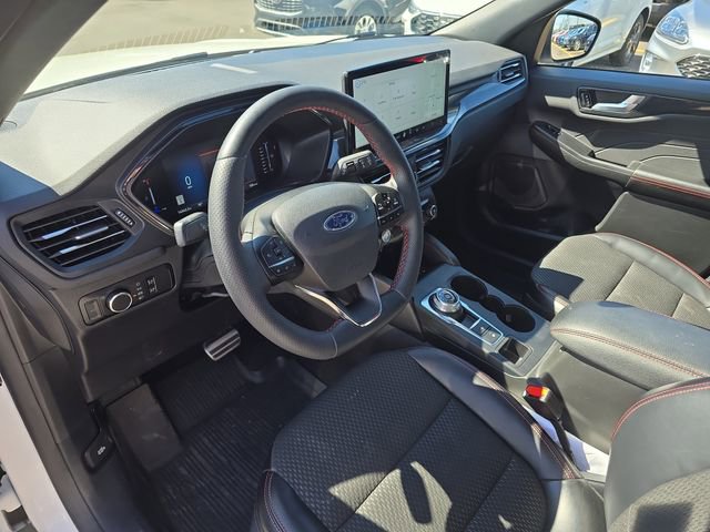 Certified 2024 Ford Escape ST-Line w/ Tech Pack #1 AWD/4WD image 14