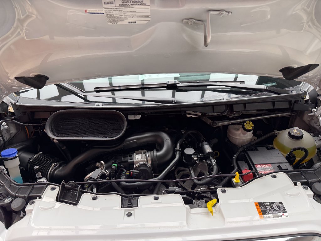 Certified 2025 Ford Transit 250 Low Roof w/ Exterior Upgrade Package RWD image 32