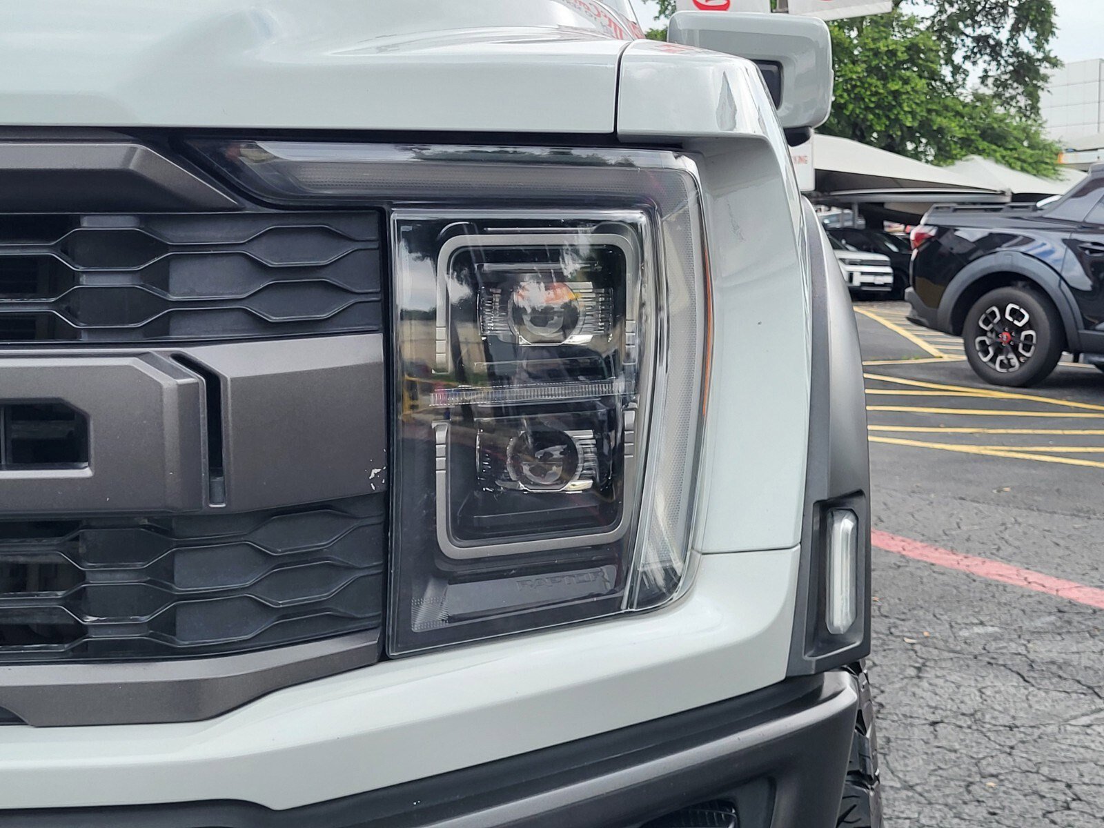 Certified 2023 Ford F150 Raptor w/ Raptor Carbon Fiber Package AWD/4WD image 10