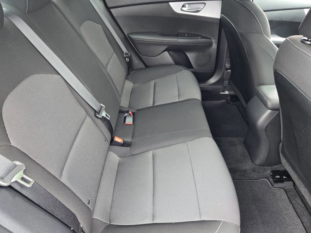 Used 2024 Kia Forte LXS w/ LXS Technology Package FWD image 28
