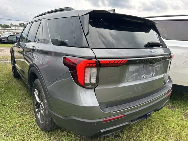 Certified 2025 Ford Explorer ST-Line w/ ST-Line Street Pack AWD/4WD image 6