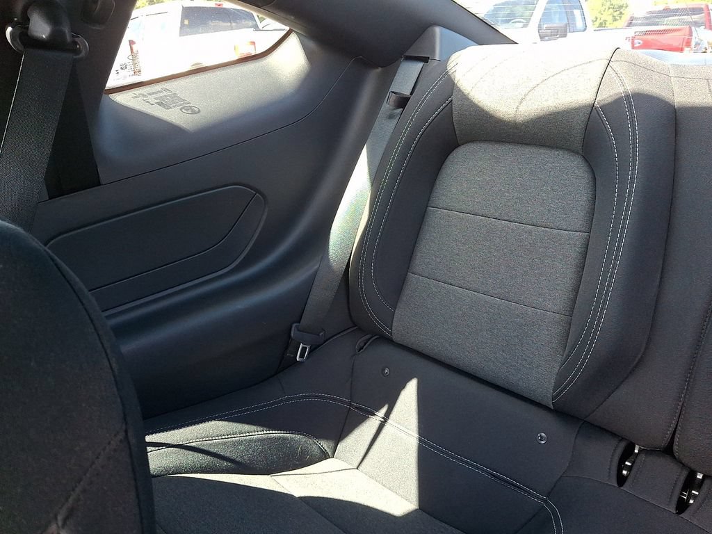 Certified 2025 Ford Mustang Coupe RWD image 18