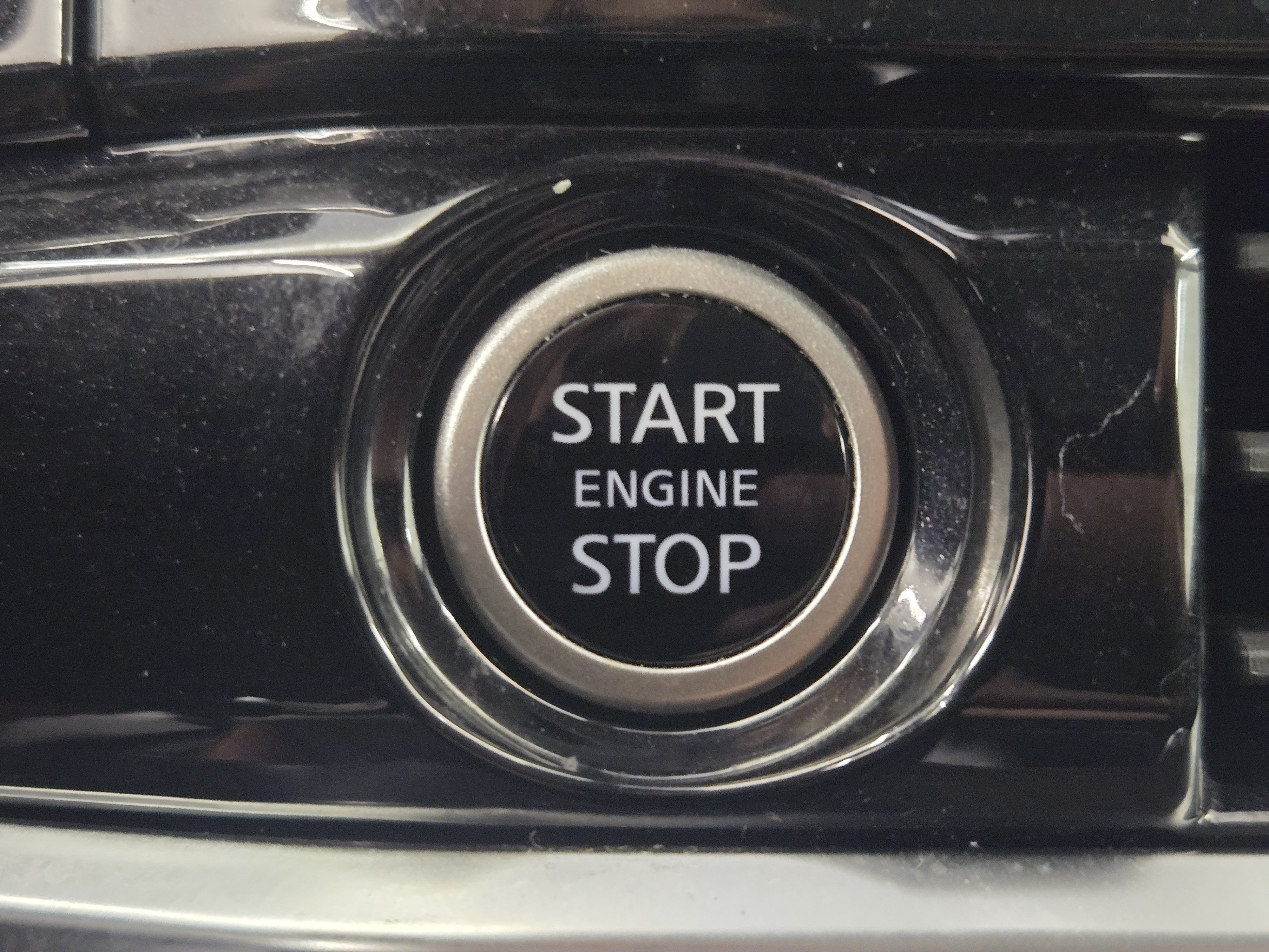 Used 2022 Nissan Pathfinder SL AWD/4WD image 22