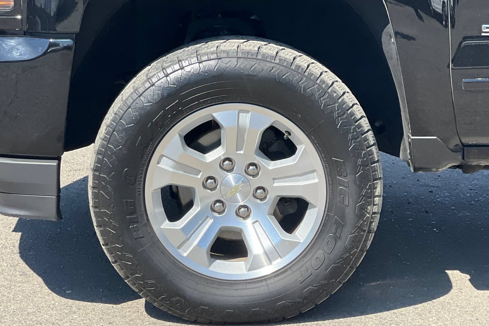 Used 2018 Chevrolet Silverado 1500 LT w/ All Star Edition AWD/4WD image 25